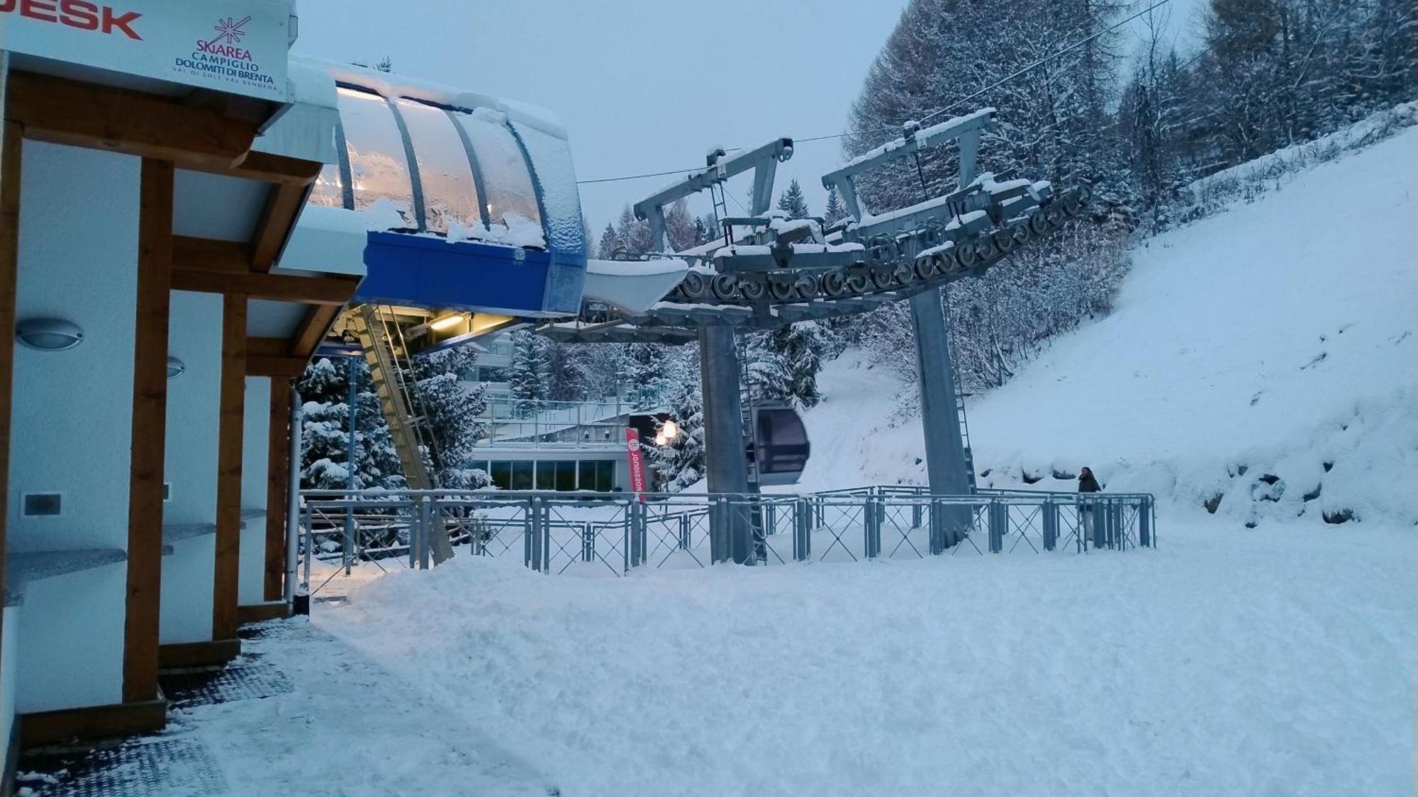 Ale 1206, Marilleva 1400 Accesso Diretto Alle Piste Extérieur photo